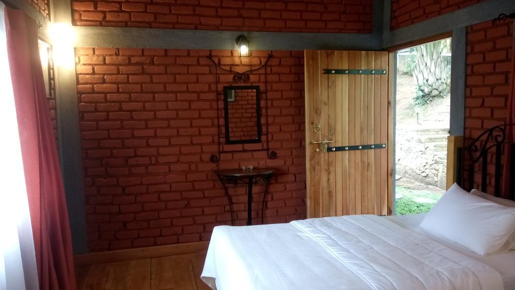 Tea Leaf Retreat Appartement Kandy Buitenkant foto
