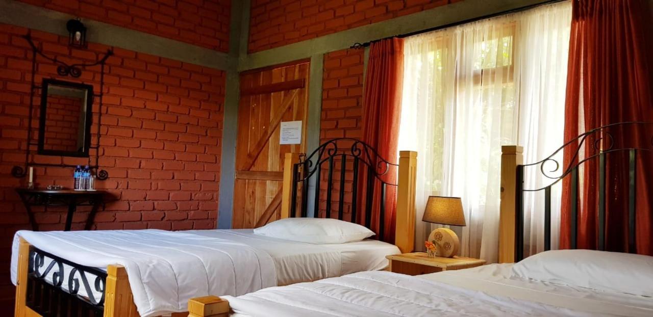 Tea Leaf Retreat Appartement Kandy Buitenkant foto
